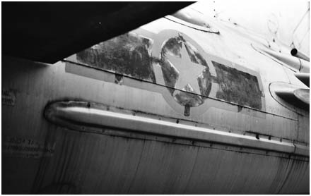 Fading NVAF markings on MiG 21